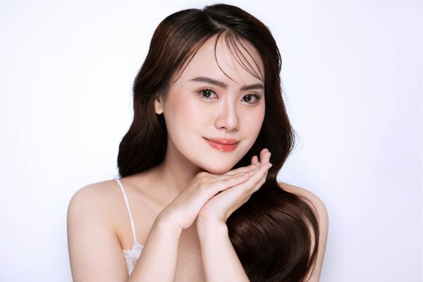 15 Toxic Ingredients to Avoid in Skincare Products
