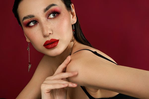 Different Types of Makeup Looks