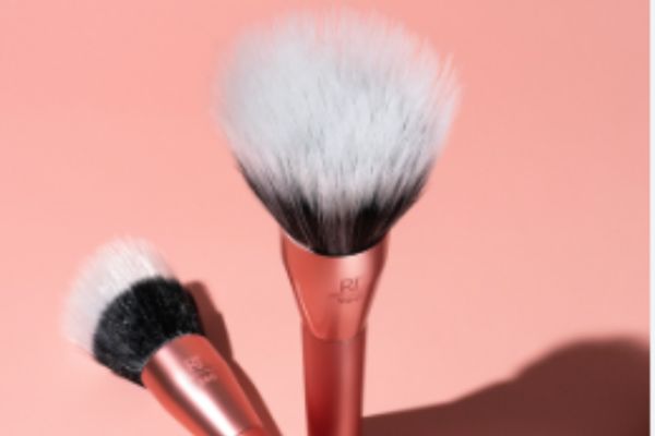 Different Types of Makeup Brushes