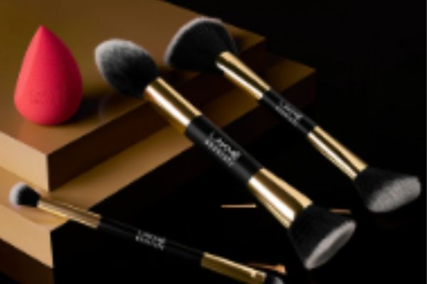 Different Types of Makeup Brushes