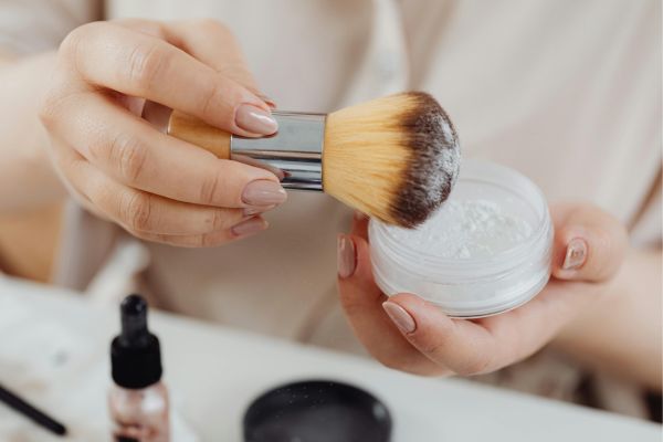 how-to-apply-step-by-step-makeup-with-pictures
