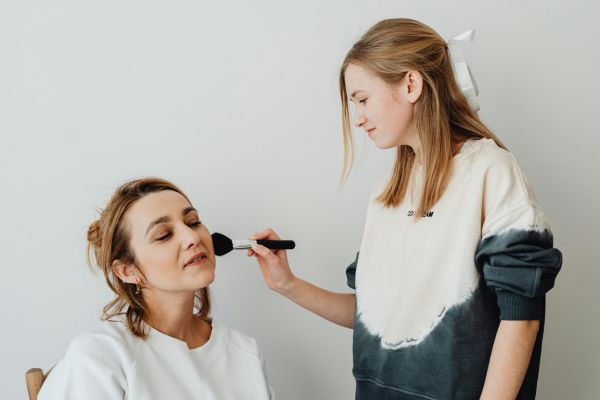 How to Do Nude Makeup