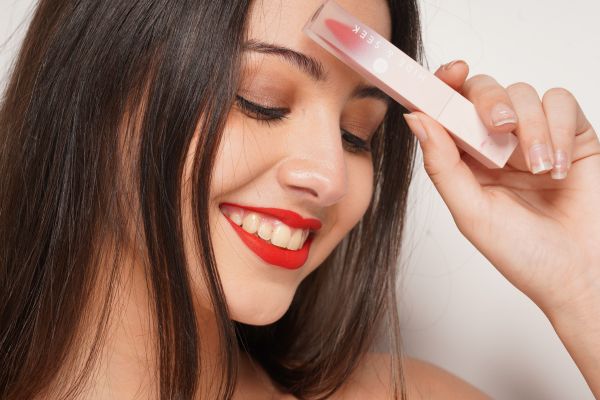 How to Choose Lipstick Colour