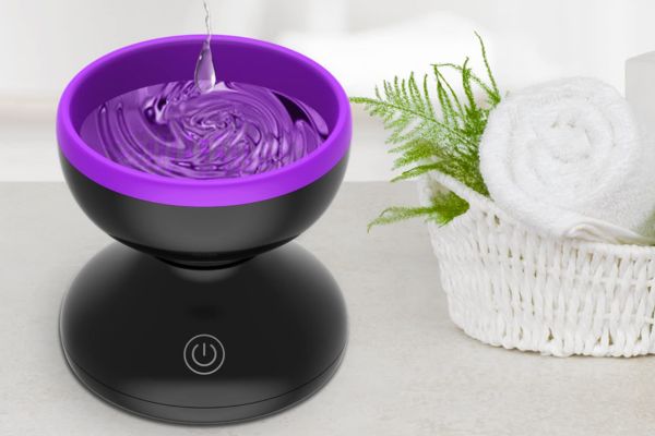 Makeup Brush Cleaner