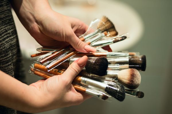 Makeup Brushes and Their Uses